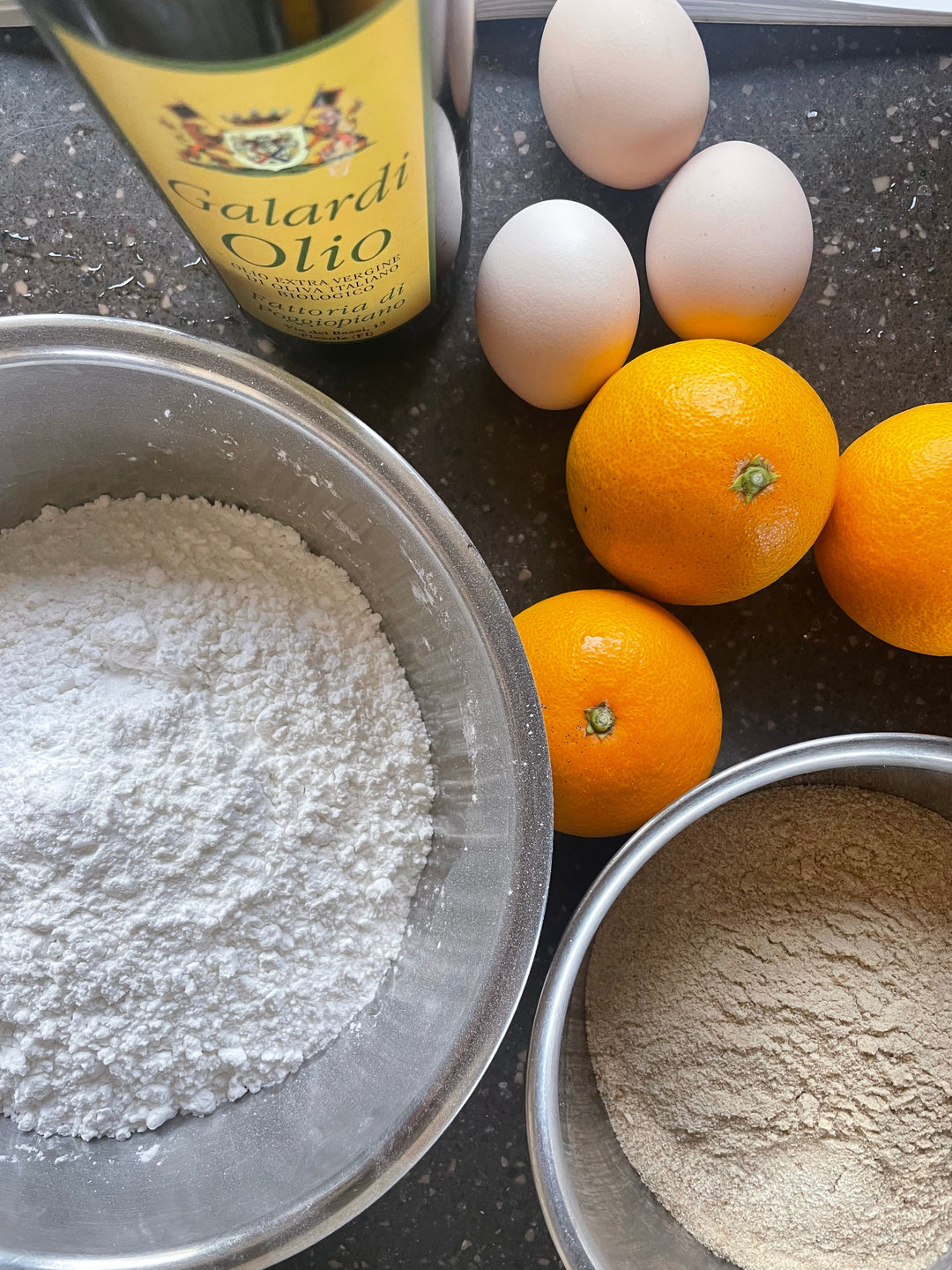 バターの代わりにガラルディオーリオを使うヘルシーオレンジケーキ